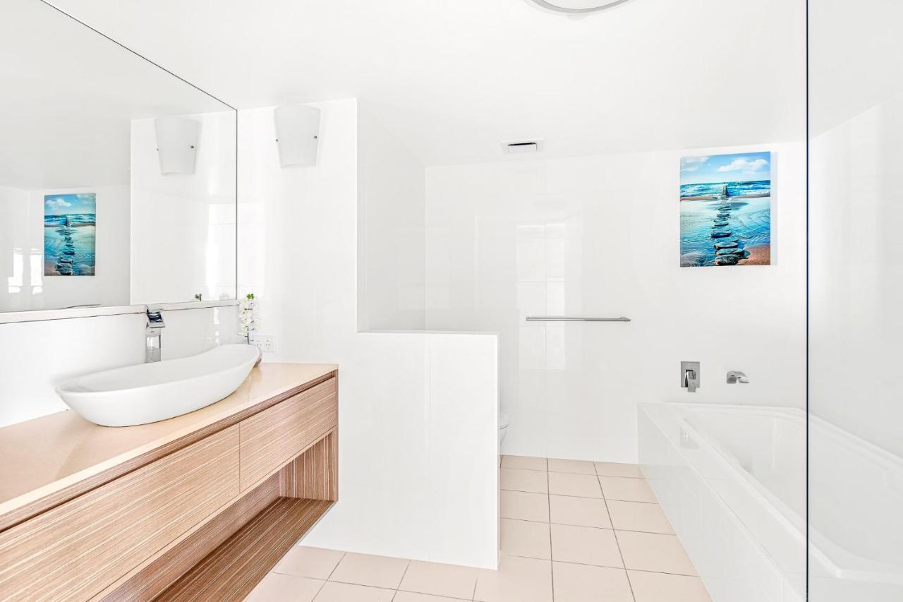 Crown Towers Resort - Private 3 Bedroom Apartment Голд-Кост Экстерьер фото